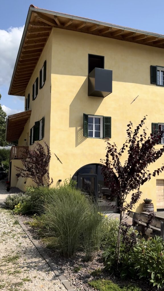 Bauernhof in Südtirol mit mediteranem Flair